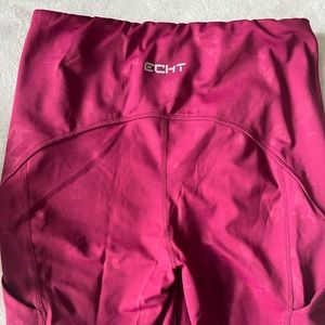 Red ECHT legging. Size: L.